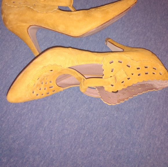 Anthro Lucky Penny 38 Suede Cut Out Yellow Heels. - Picture 8 of 16